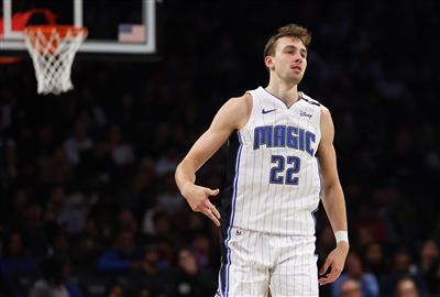 小瓦格纳空砍全场最高27分，最后时刻目睹队友连续错失良机